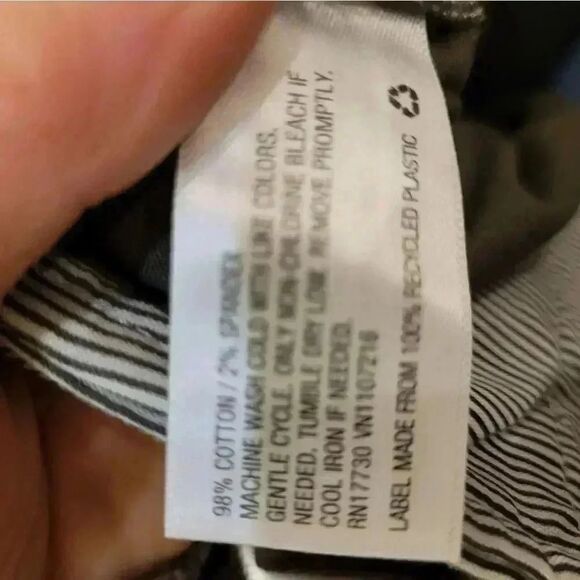 GOODFELLOW MEN'S Thunder Gray Linden Flat Front Chino Shorts - Picture 9 of 16